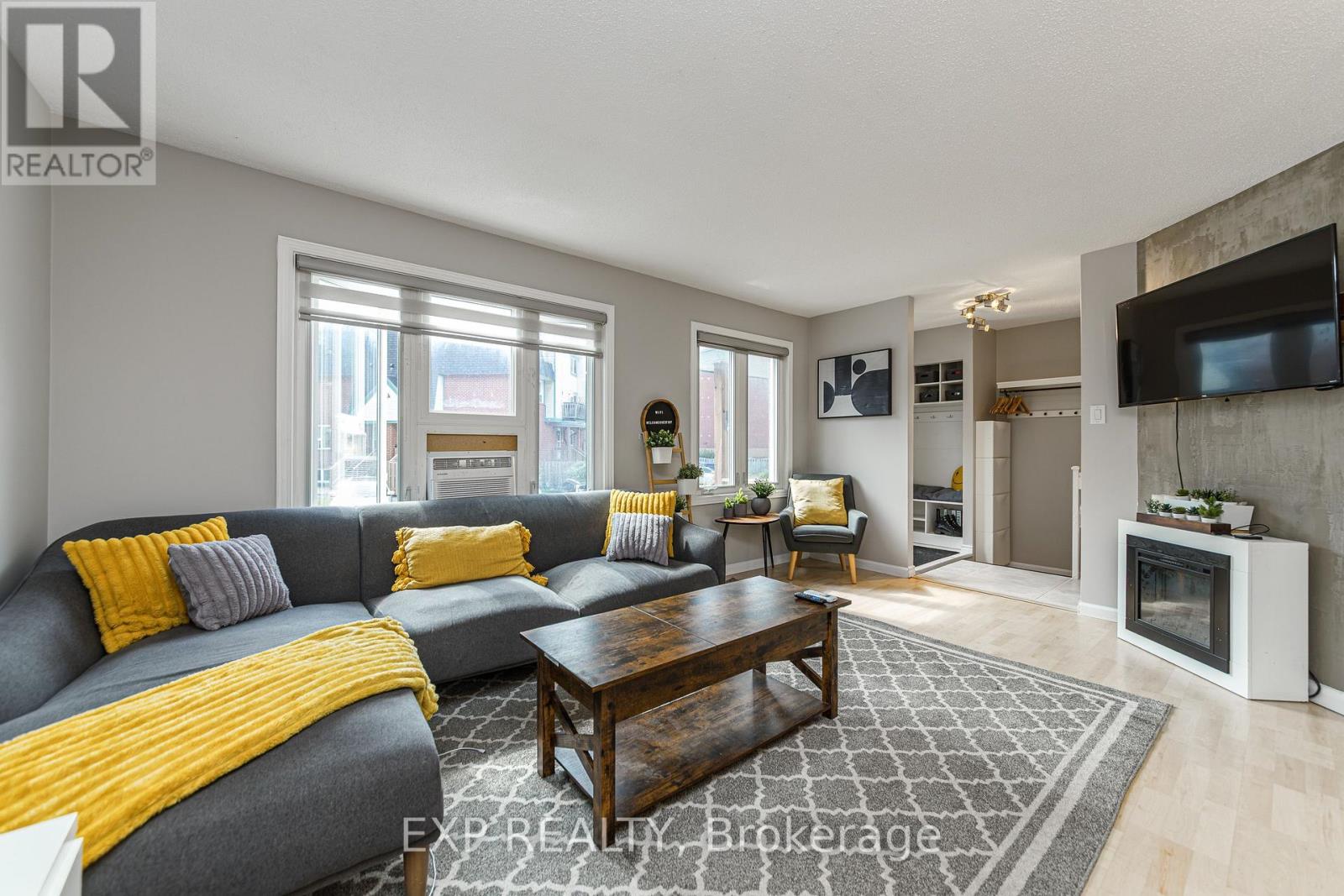 107 - 6 Terrace Drive W, Ottawa, Ontario  K2H 9J2 - Photo 2 - X14130940