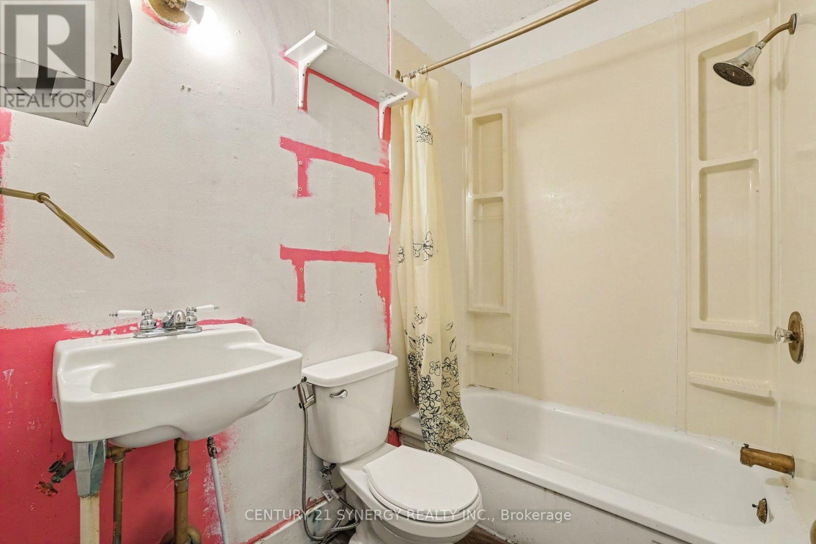 12 Main Street W, Smiths Falls, Ontario  K7A 1M5 - Photo 5 - X14124152