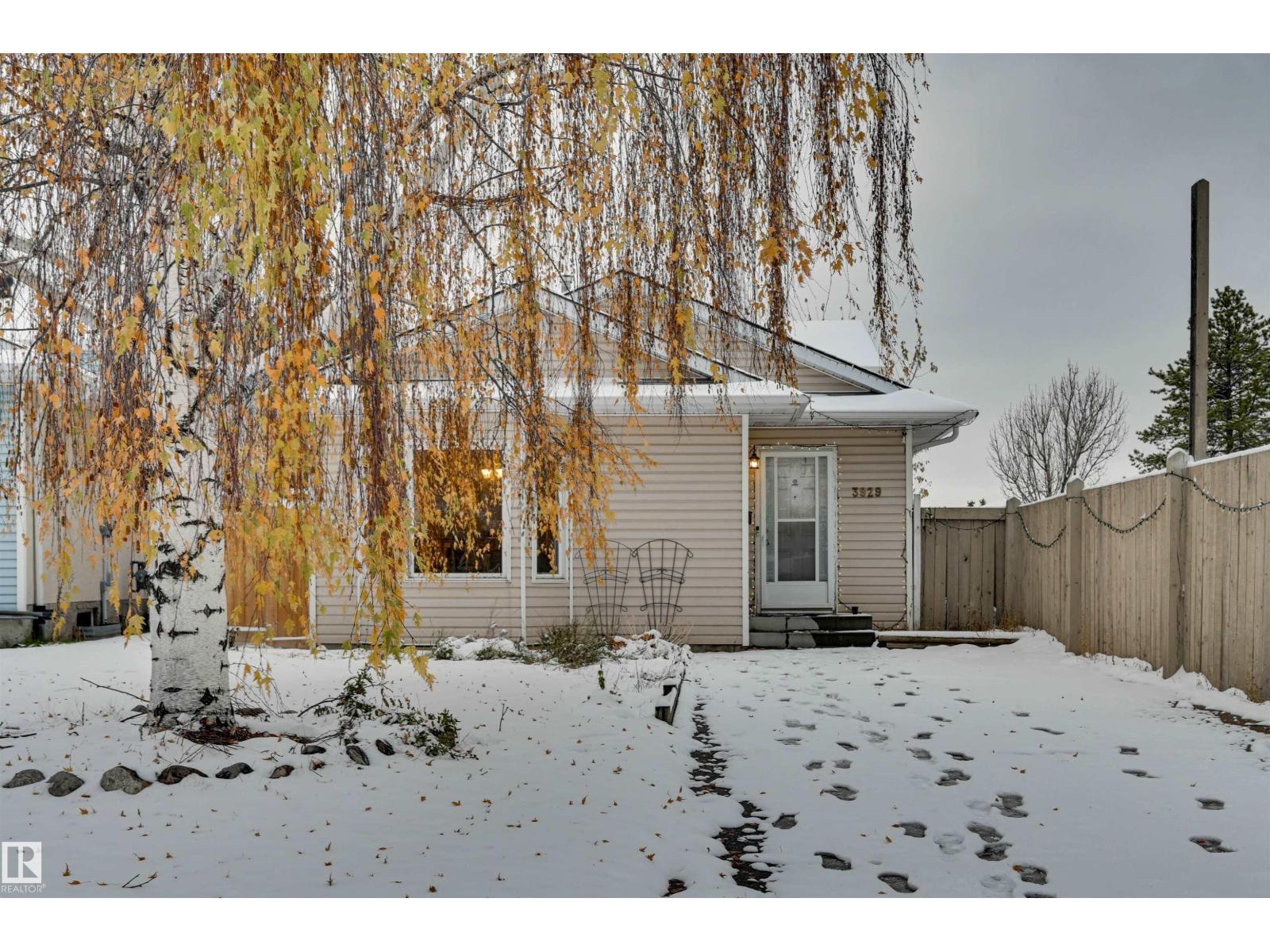 3929 25 AV NW, edmonton, Alberta