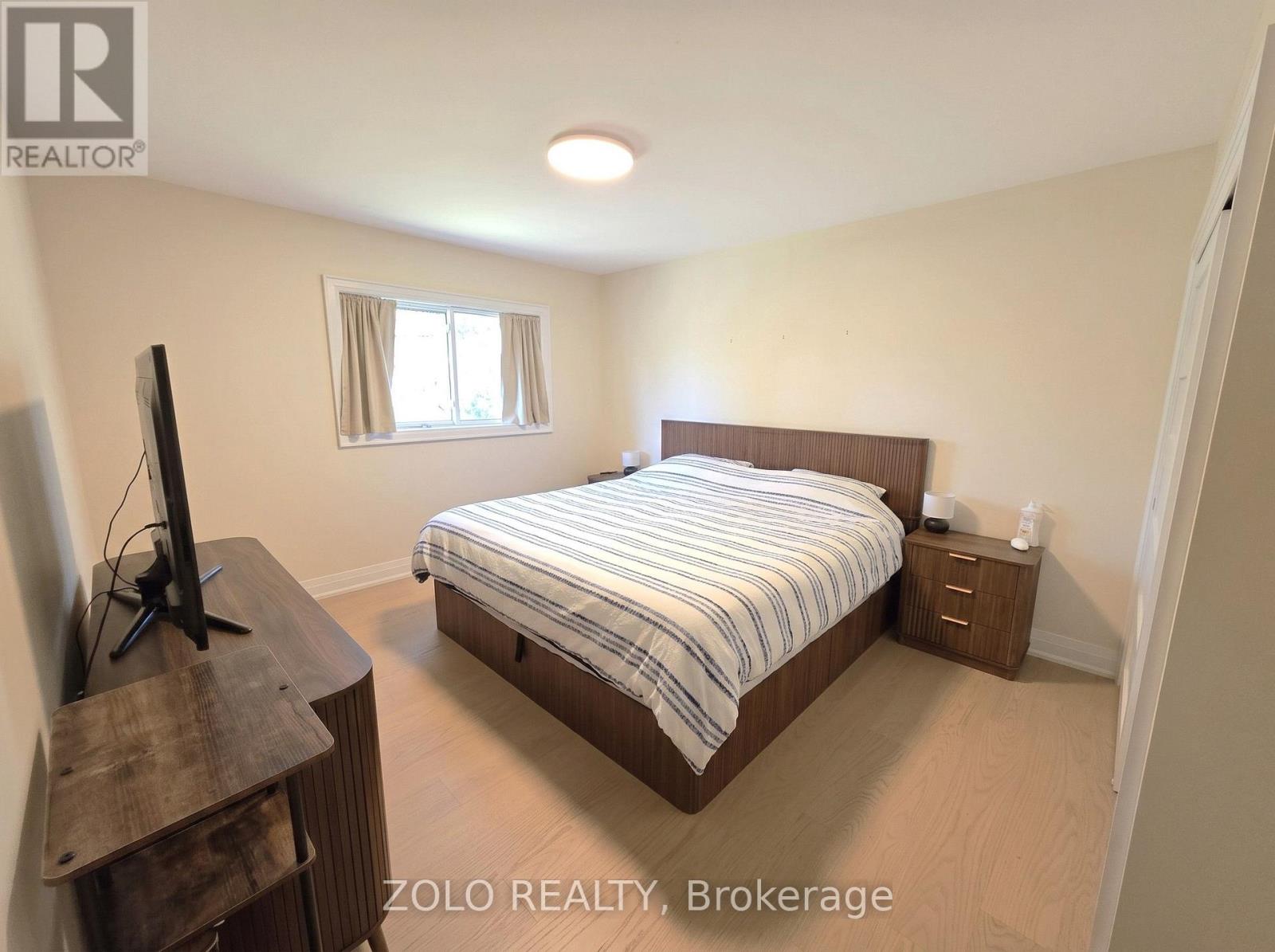36 Marthclare Avenue, Toronto (Parkwoods-Donalda), Ontario  M3A 1E2 - Photo 10 - C14131188