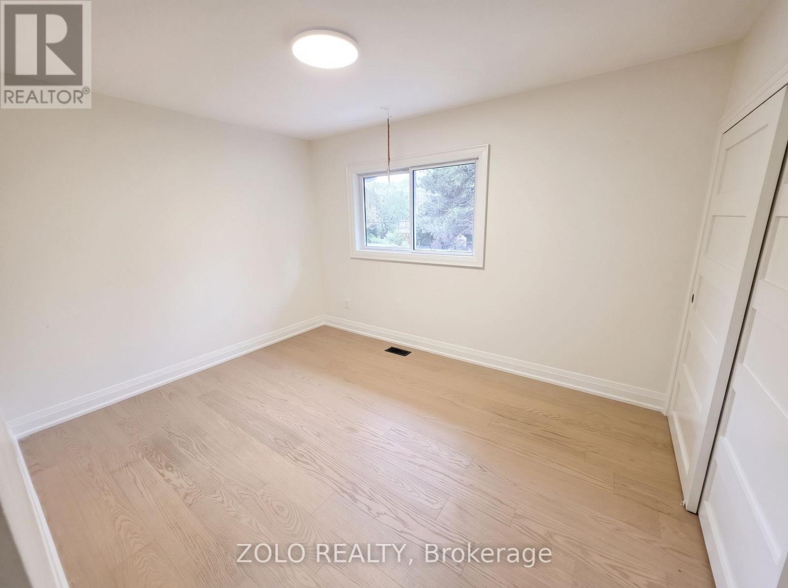 36 Marthclare Avenue, Toronto (Parkwoods-Donalda), Ontario  M3A 1E2 - Photo 11 - C14131188