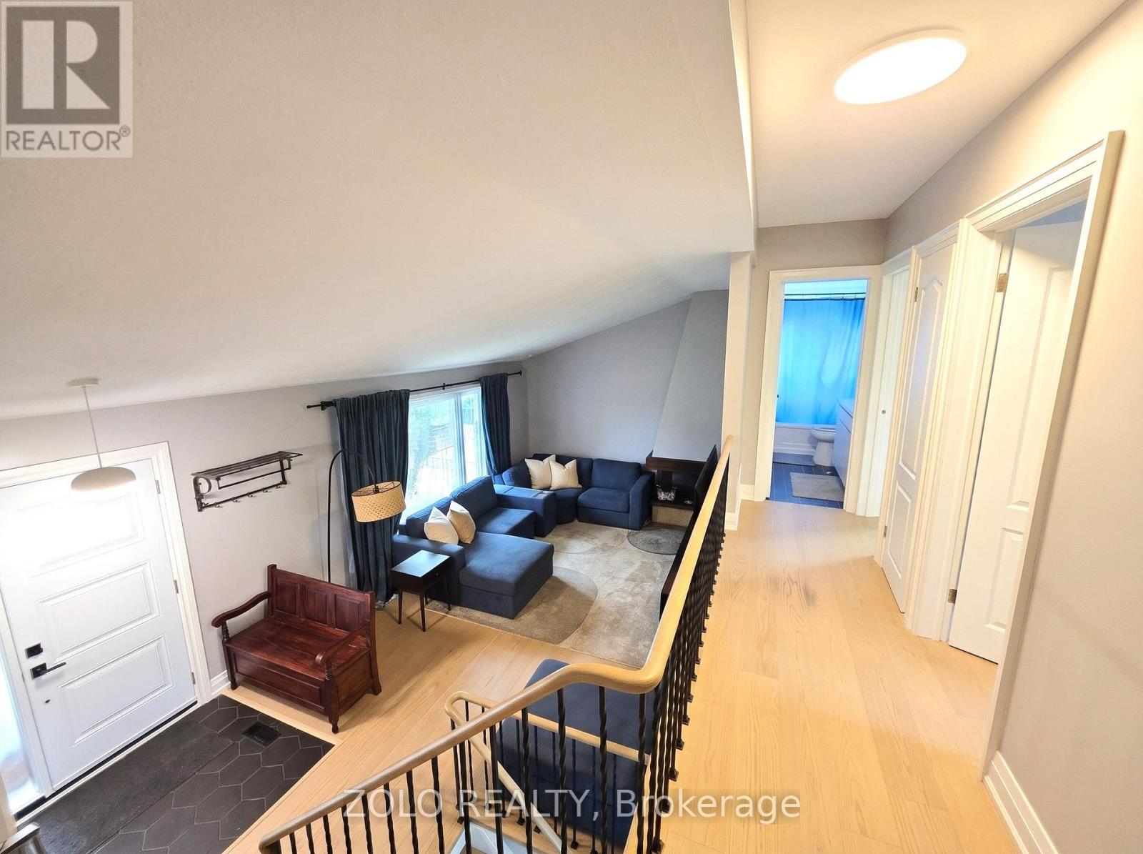 36 Marthclare Avenue, Toronto (Parkwoods-Donalda), Ontario  M3A 1E2 - Photo 9 - C14131188