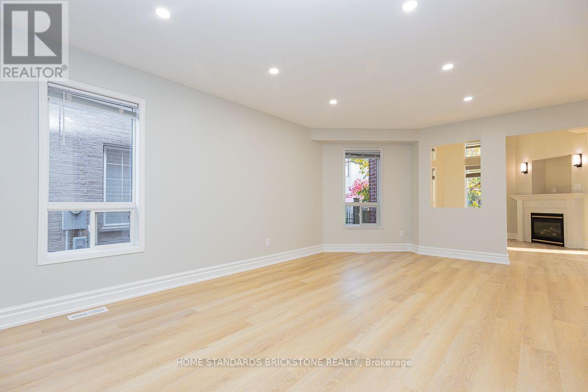 56 Purcell Crescent, Vaughan (Maple), Ontario  L6A 3C6 - Photo 7 - N14131154