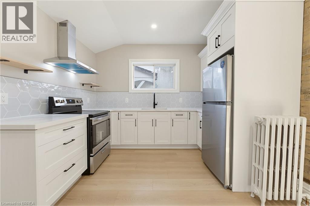 207 William Street, Brantford, Ontario  N3T 3L6 - Photo 8 - 40872818