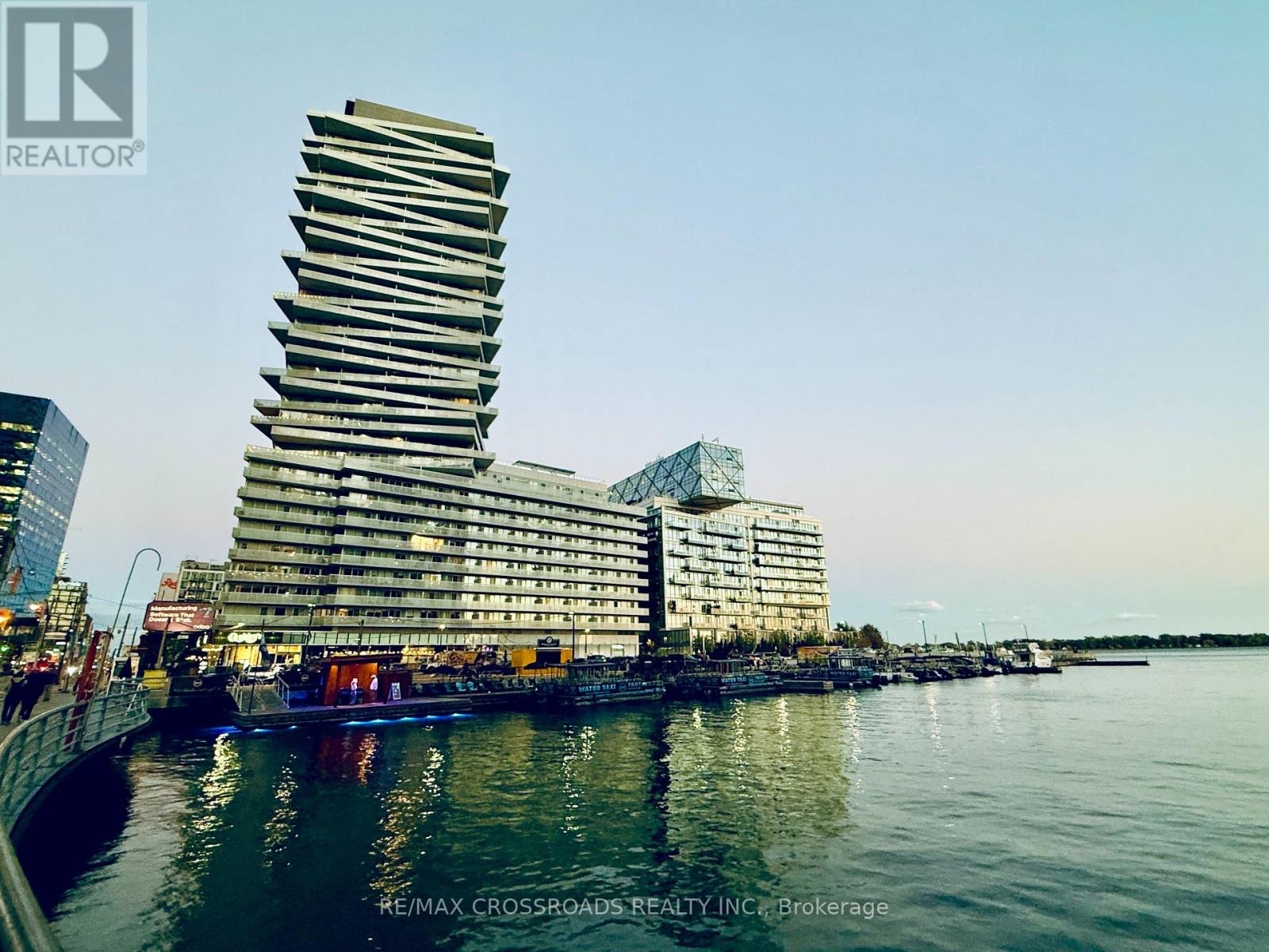 1010 - 29 Queens Quay E, Toronto, Ontario  M5E 0A4 - Photo 26 - C14130834
