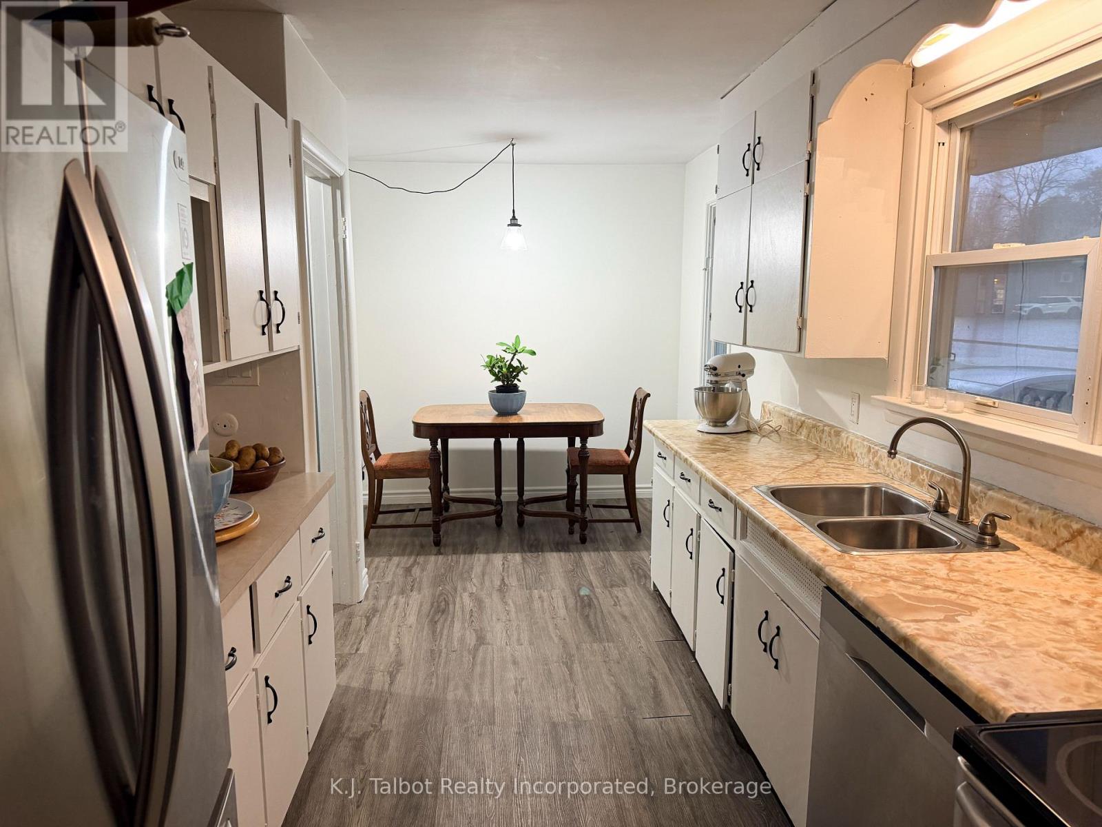 162 Anglesea Street, Goderich, Ontario  N7A 1V4 - Photo 4 - X13775012