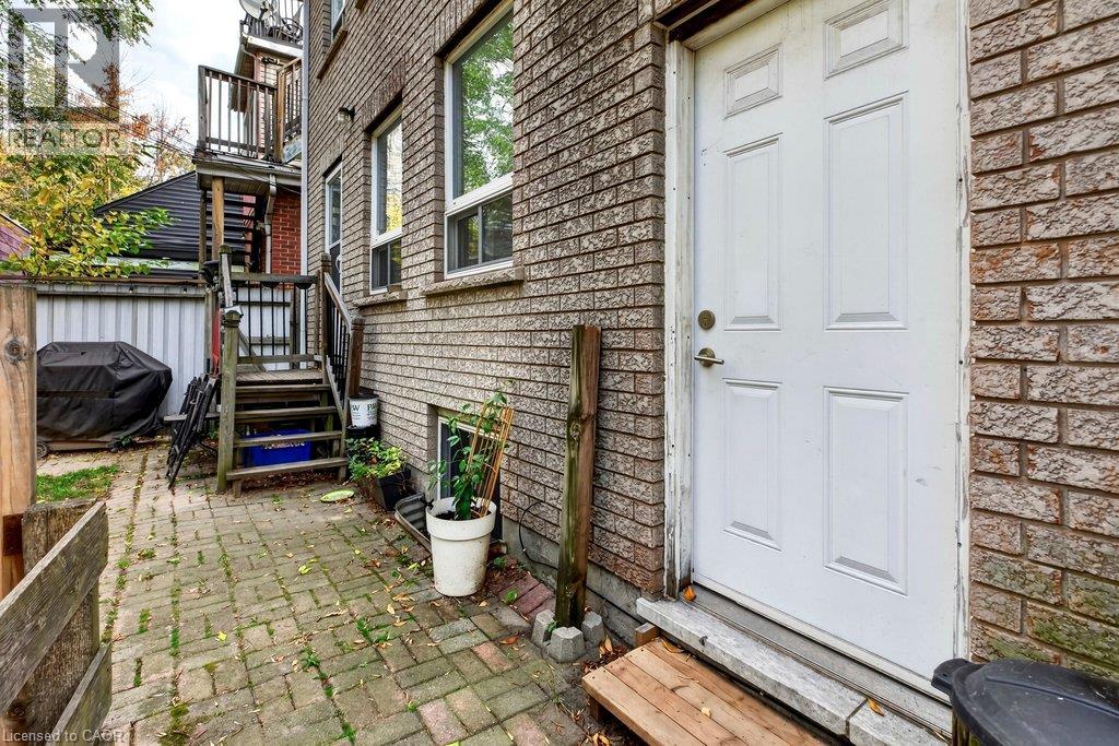 42 Sherman Avenue S Unit# Main, Hamilton, Ontario  L8M 2P4 - Photo 35 - 40875025