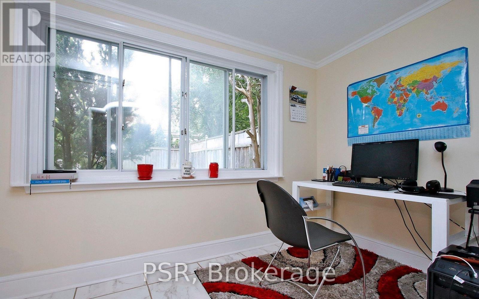 2430 Bayview Avenue, Toronto, Ontario  M2L 1A3 - Photo 13 - C14131300