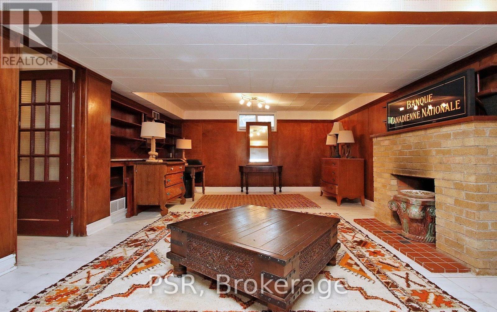 2430 Bayview Avenue, Toronto, Ontario  M2L 1A3 - Photo 17 - C14131300