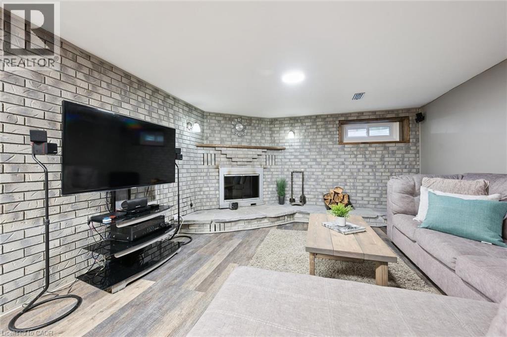 280 Braemore Avenue, Waterloo, Ontario  N2K 1T6 - Photo 30 - 40875045