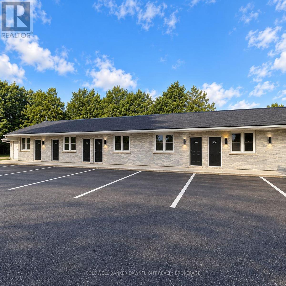 1 - 77575 LONDON ROAD, Bluewater, Ontario