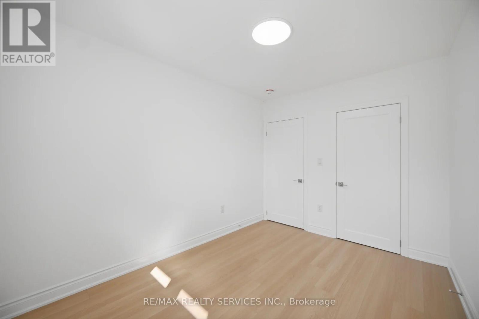 92 Corby Crescent, Brampton, Ontario  L6Y 1H1 - Photo 13 - W14112722