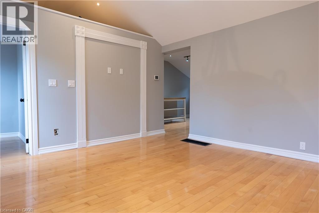 208 Ray Street N, Hamilton, Ontario  L8R 2Y2 - Photo 14 - 40875033
