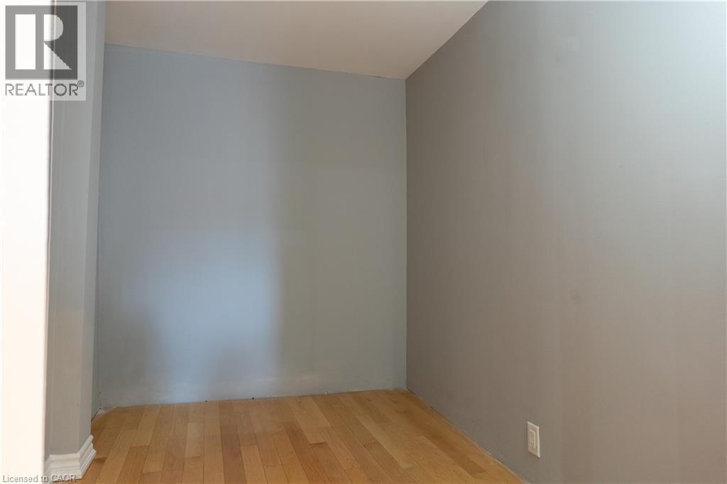 208 Ray Street N, Hamilton, Ontario  L8R 2Y2 - Photo 20 - 40875033