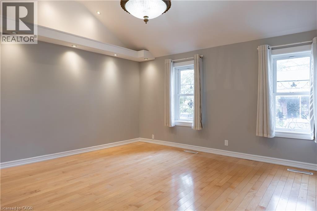 208 Ray Street N, Hamilton, Ontario  L8R 2Y2 - Photo 9 - 40875033