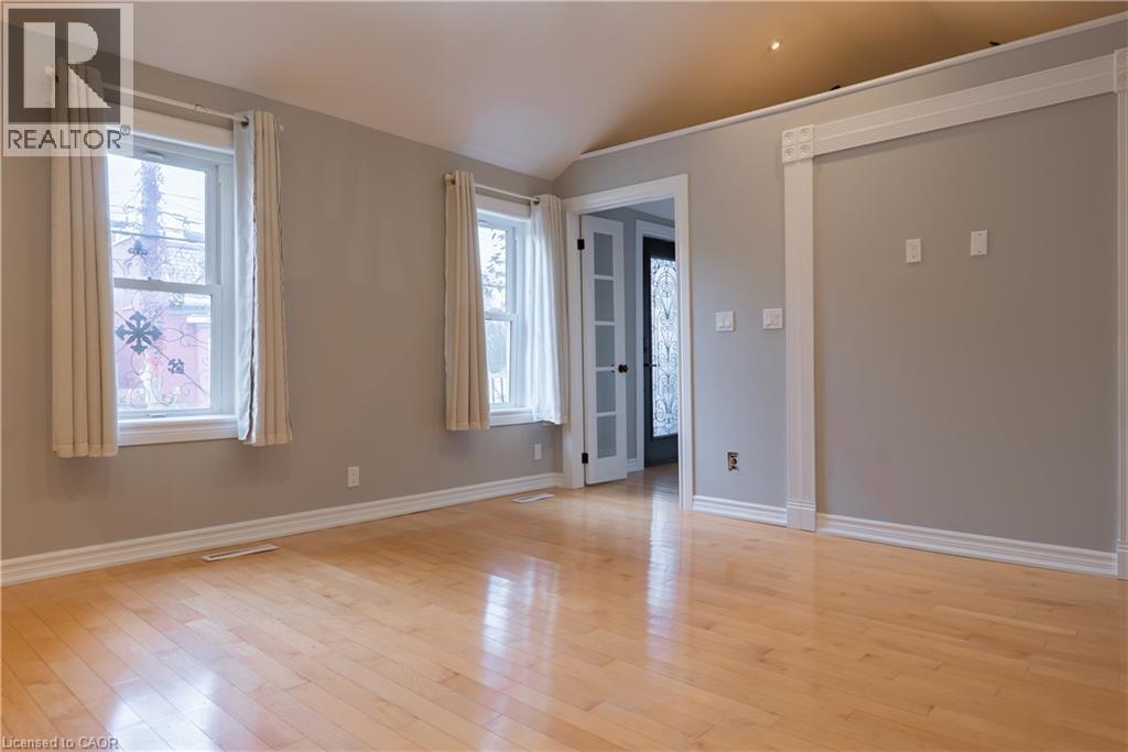 208 Ray Street N, Hamilton, Ontario  L8R 2Y2 - Photo 15 - 40875033