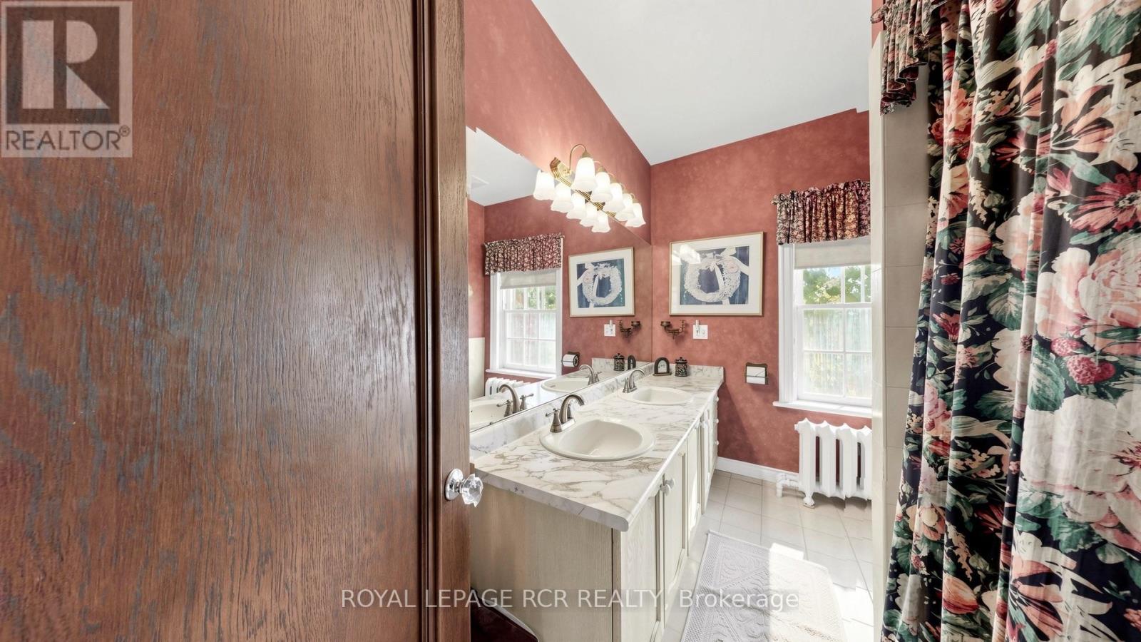 16 Blake Street, Barrie (North Shore), Ontario  L4M 1J6 - Photo 29 - S14131424