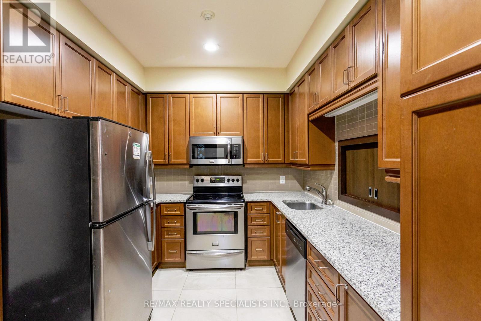 602 - 100 John Street, Brampton, Ontario  L6W 0A8 - Photo 47 - W14131666