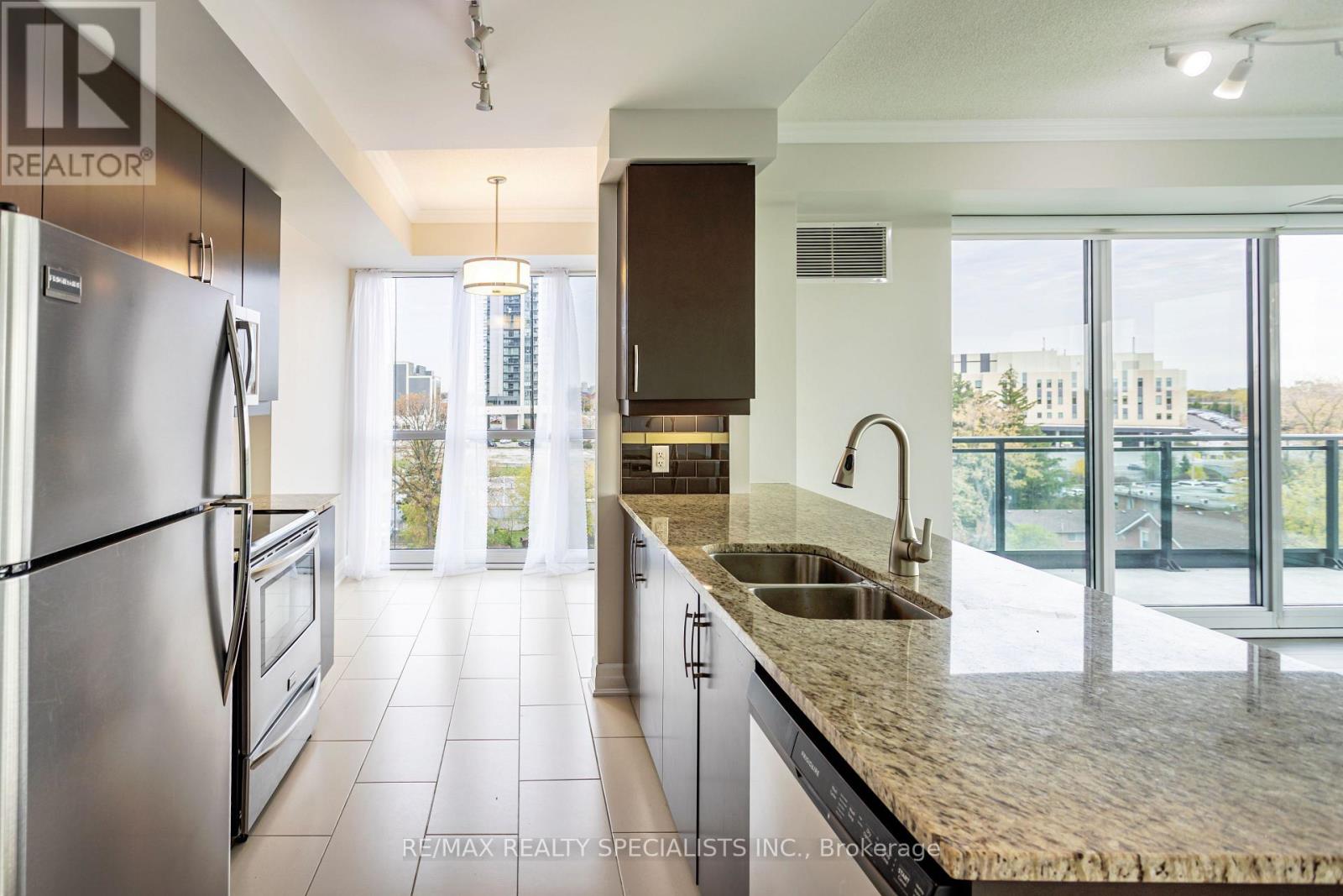 602 - 100 John Street, Brampton, Ontario  L6W 0A8 - Photo 7 - W14131666
