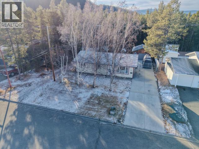 21 Pelly Road, Whitehorse, Yukon Y1A 4L9 - Photo 1 - 17780