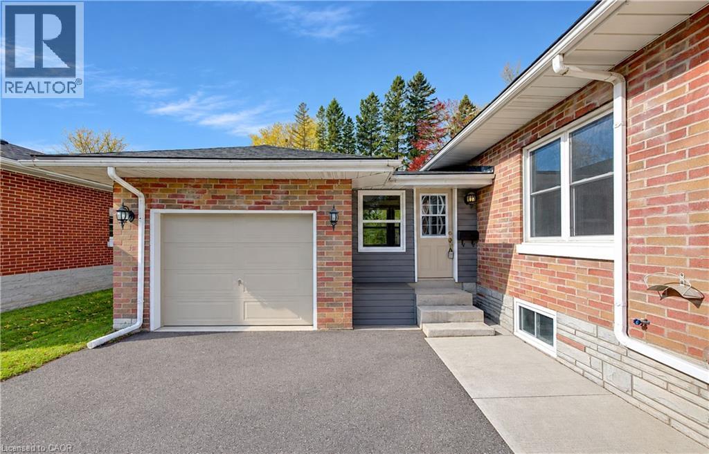 16 Snyder Avenue S, Elmira, Ontario  N3B 1Y8 - Photo 6 - 40872765