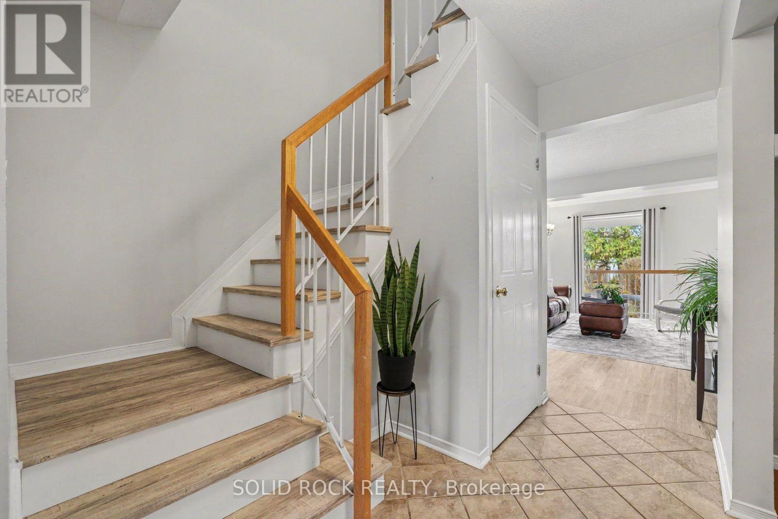 27 Randall James Drive, Ottawa, Ontario K2S 1L9 - Photo 4 - X14030300