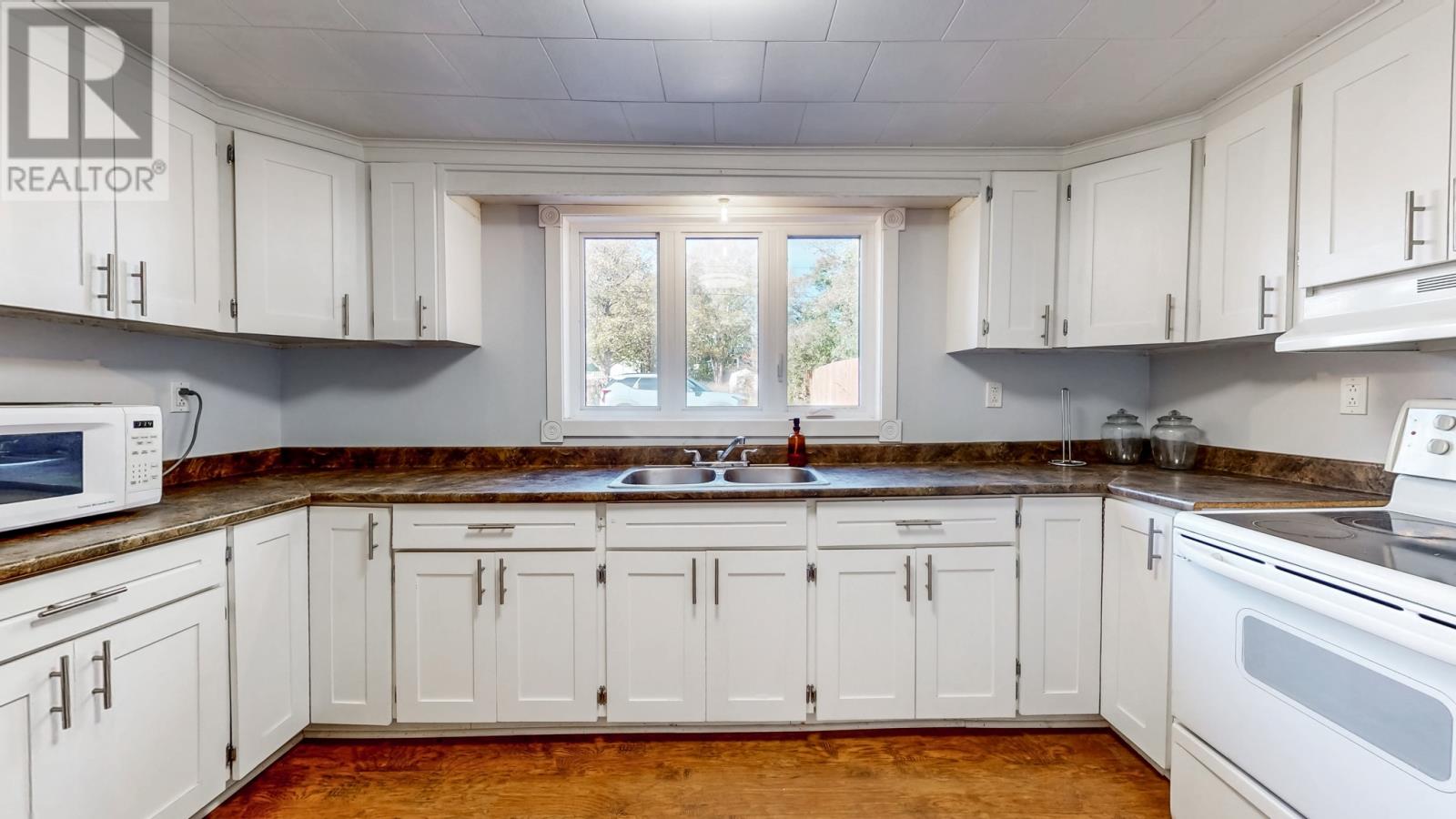 234 Hamilton Avenue st.John's Newfoundland & Labrador Canada A1E1J7 for Sale residential Haris Barki Keller Williams Platinum Realty 234 Hamilton Avenue st.John's Newfoundland & Labrador Canada A1E1J7, for Sale, residential, Haris Barki, Keller Williams Platinum Realty