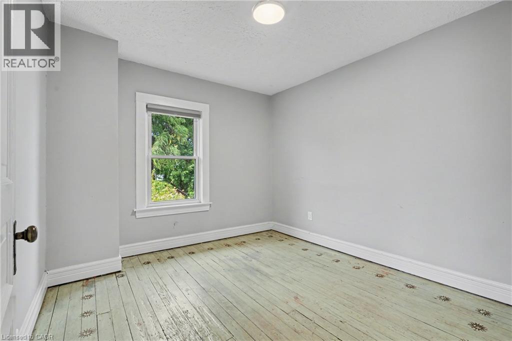 125 E Dufferin Street E, St. Catharines, Ontario  L2R 2A2 - Photo 19 - 40875187