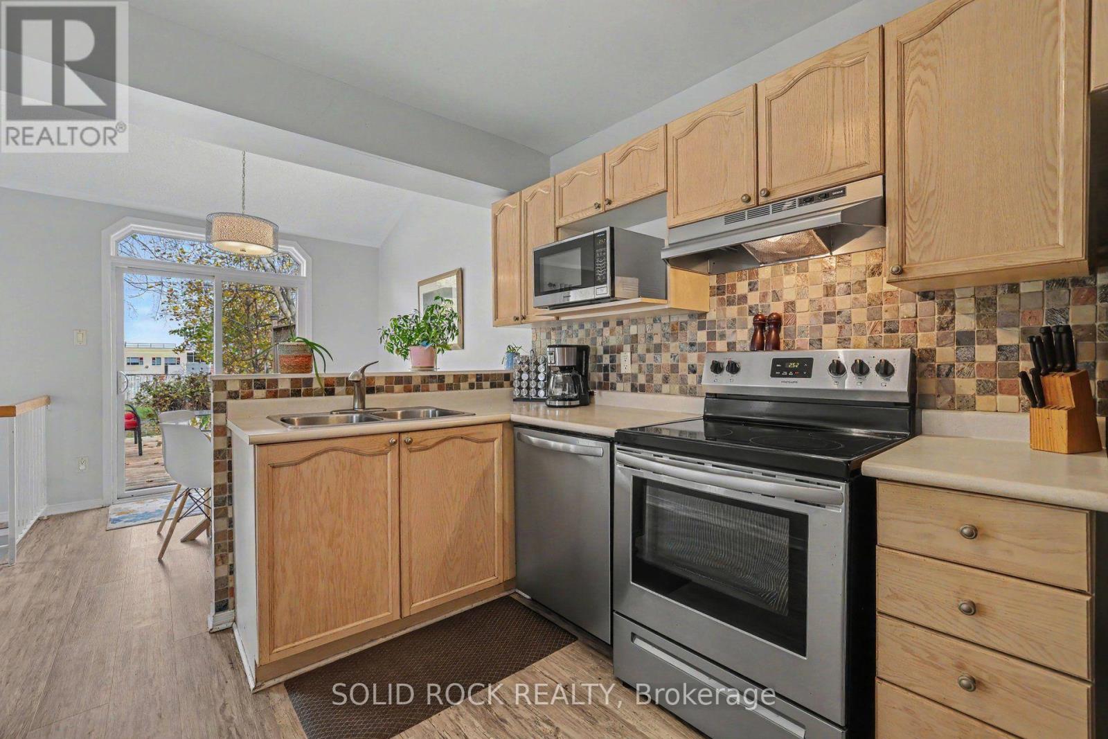 27 Randall James Drive, Ottawa, Ontario K2S 1L9 - Photo 12 - X14030300