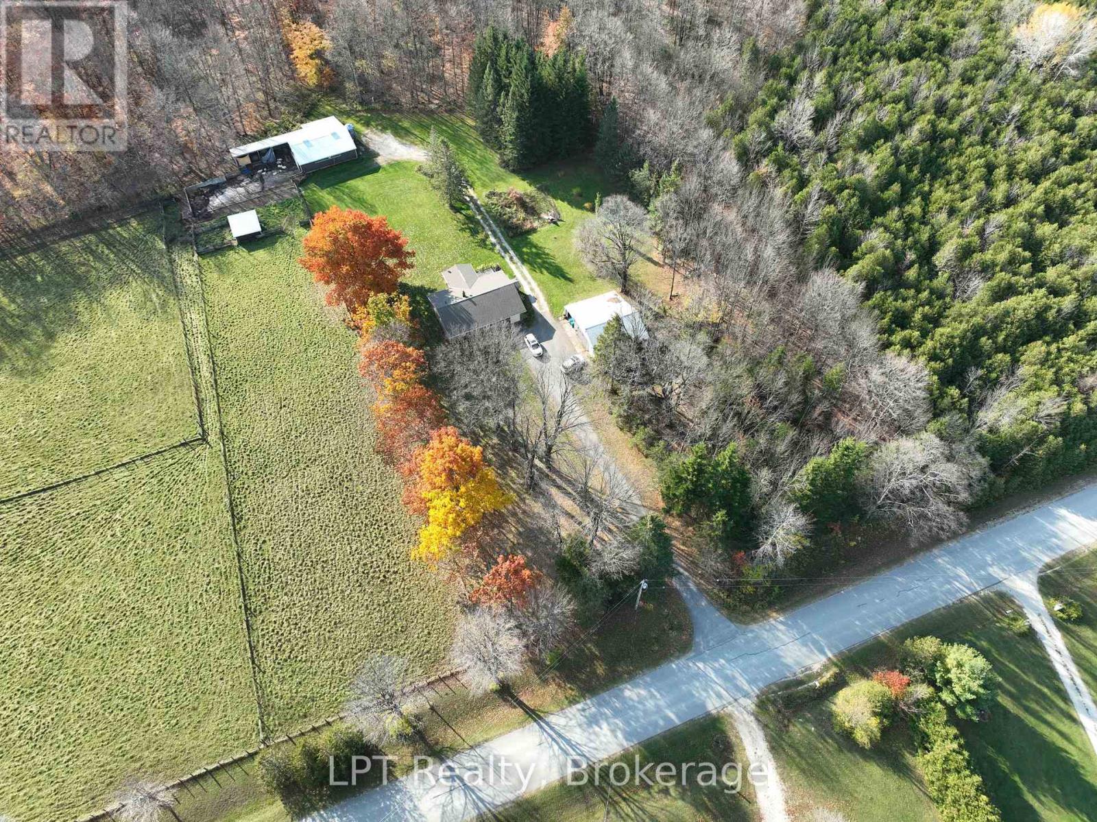823216 Massie Side Road, Chatsworth, Ontario  N0H 1G0 - Photo 2 - X14131962