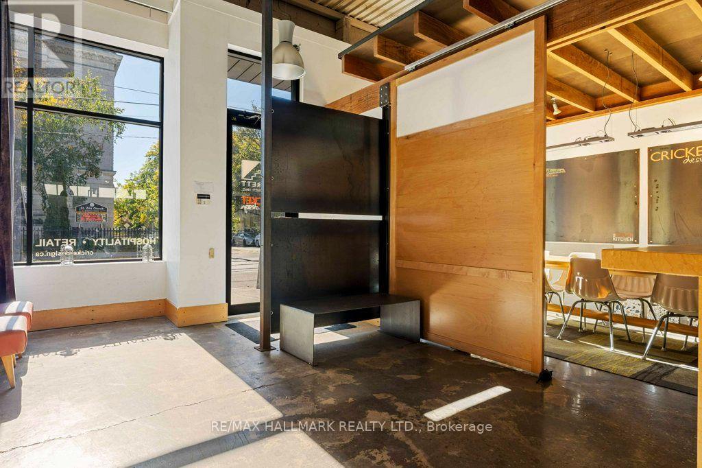 708 Gerrard Street E, Toronto, Ontario M4M 1Y3 - Photo 2 - E14131864
