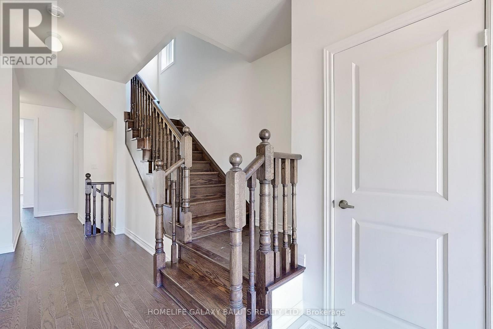 80 Armilia Place, Whitby, Ontario  L1P 0P7 - Photo 12 - E14132142