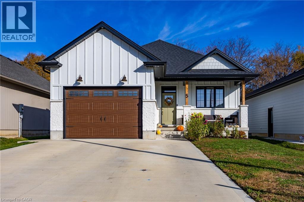 5 MACNEIL Court, Port Burwell, Ontario