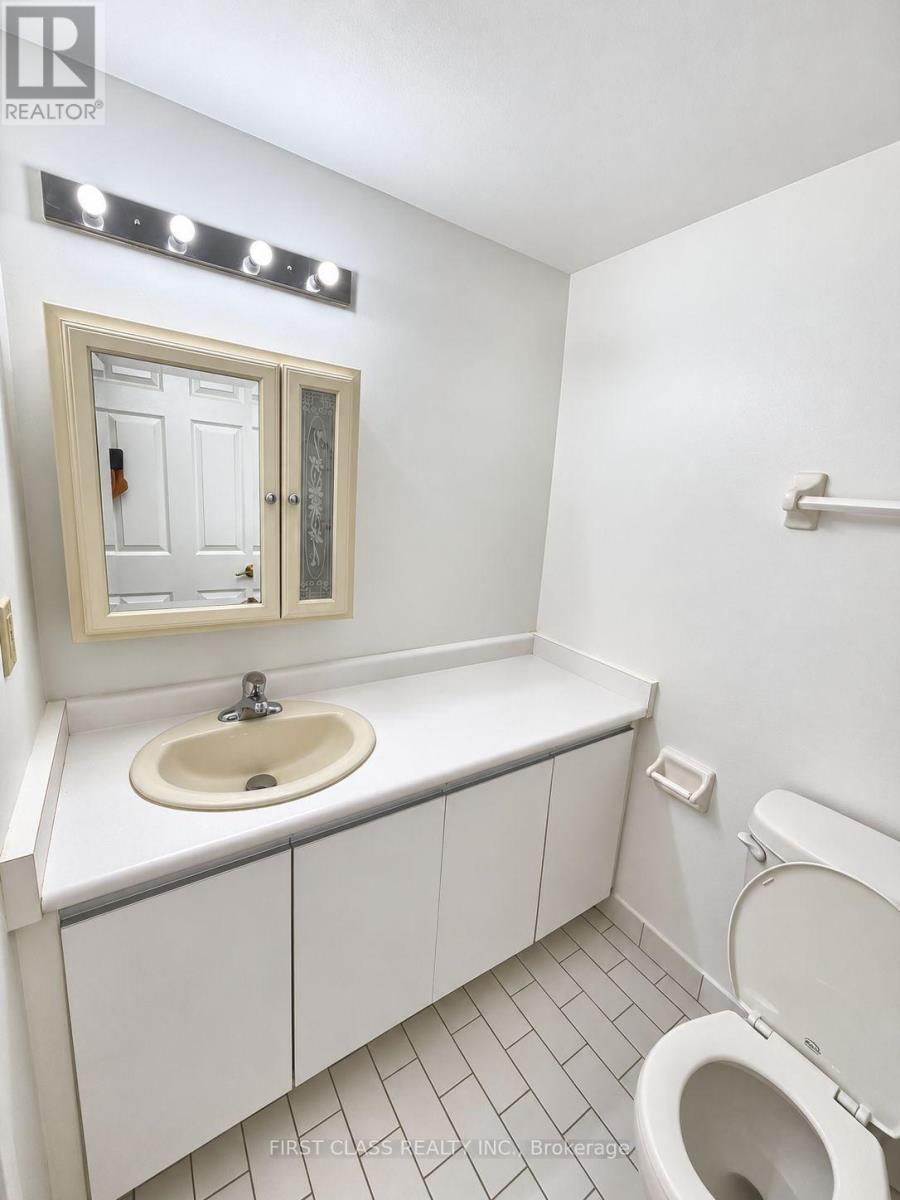 913 - 250 Webb Drive, Mississauga, Ontario  L5B 3Z4 - Photo 7 - W14132064