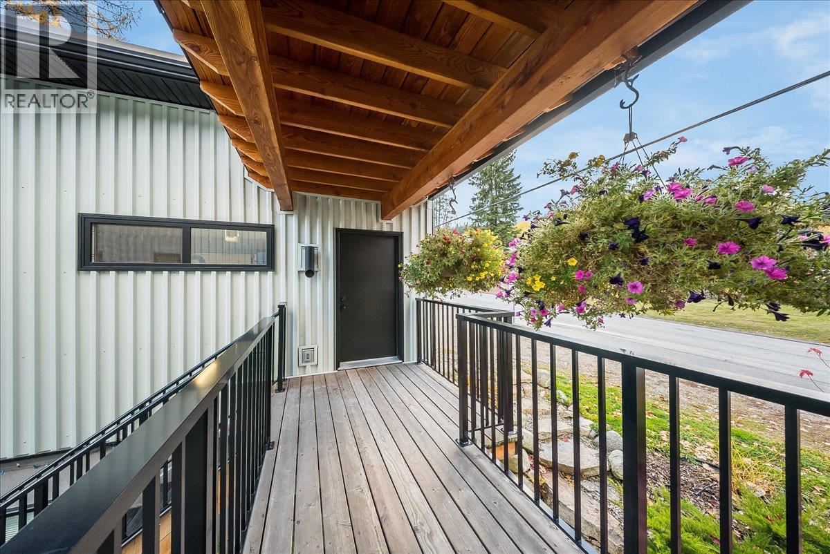 1725 Cook Avenue, Rossland, British Columbia  V0G 1Y0 - Photo 70 - 10404744