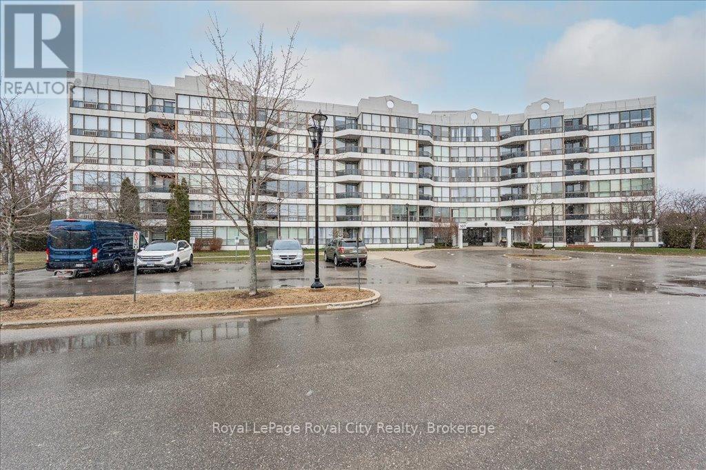 110 - 107 Bagot Street, Guelph, Ontario N1H 8H5 - Photo 3 - X14132232