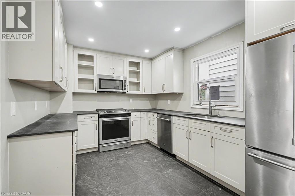 125 E Dufferin Street E, St. Catharines, Ontario  L2R 2A2 - Photo 16 - 40875187