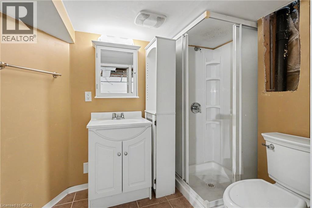 125 E Dufferin Street E, St. Catharines, Ontario  L2R 2A2 - Photo 35 - 40875187