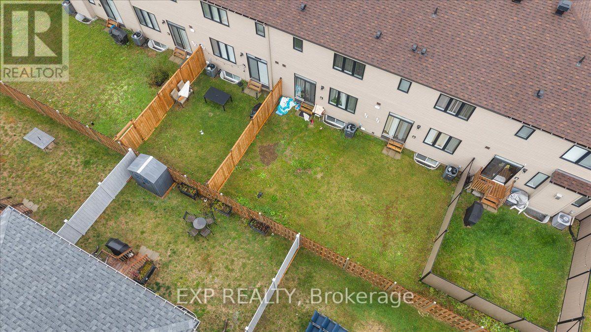 925 Athenry Court, Ottawa, Ontario  K2J 7C9 - Photo 5 - X14132294