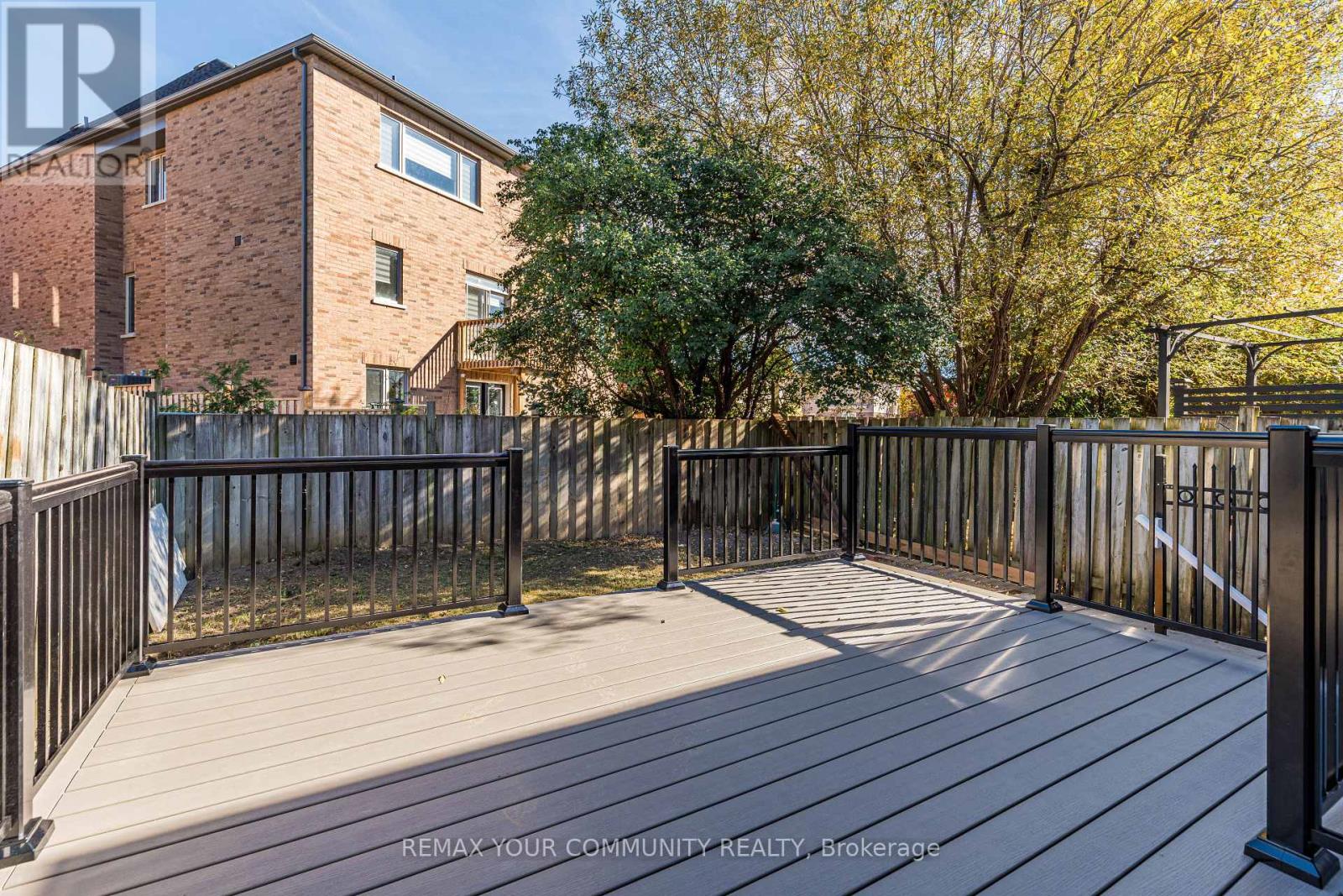 2231 Wildwood Crescent, Pickering, Ontario  L1X 2R6 - Photo 40 - E14129010