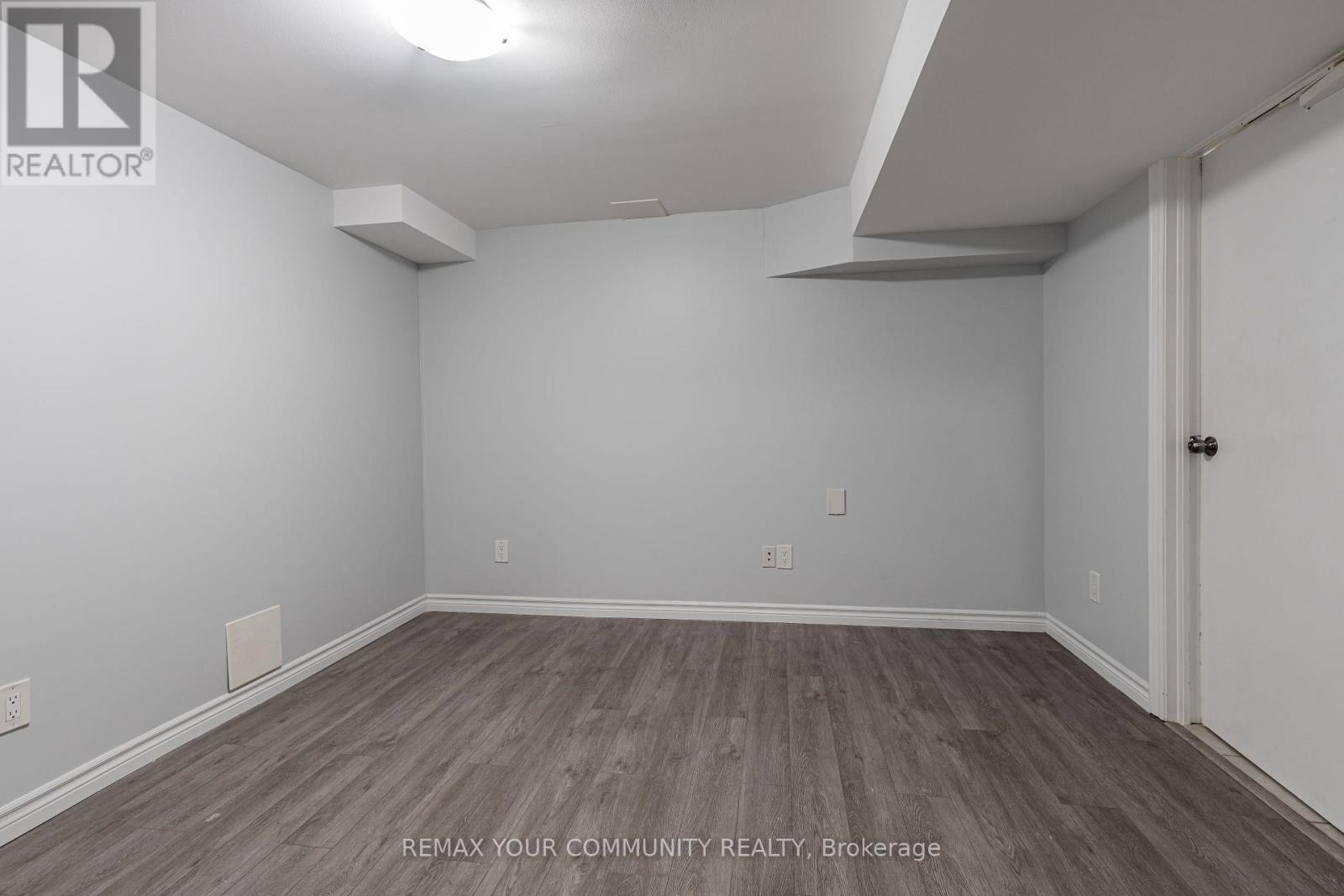 2231 Wildwood Crescent, Pickering, Ontario  L1X 2R6 - Photo 36 - E14129010