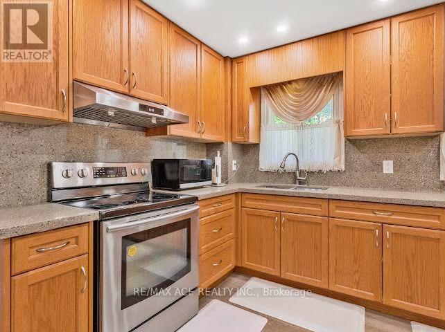 Upper - 149 Nelson Street, Toronto (Woburn), Ontario  M1J 3J8 - Photo 10 - E14132448