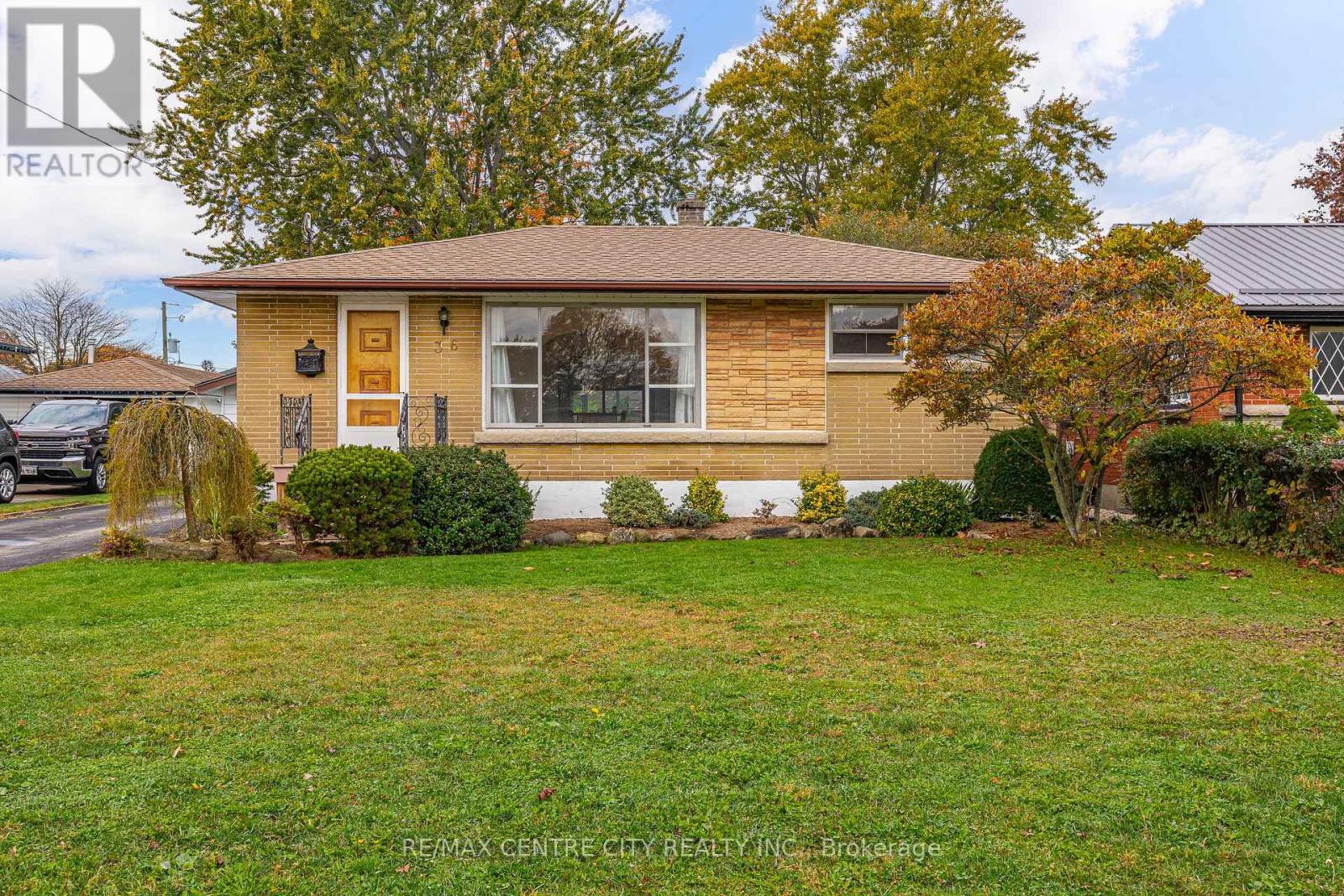36 COYNE STREET, St. Thomas, Ontario