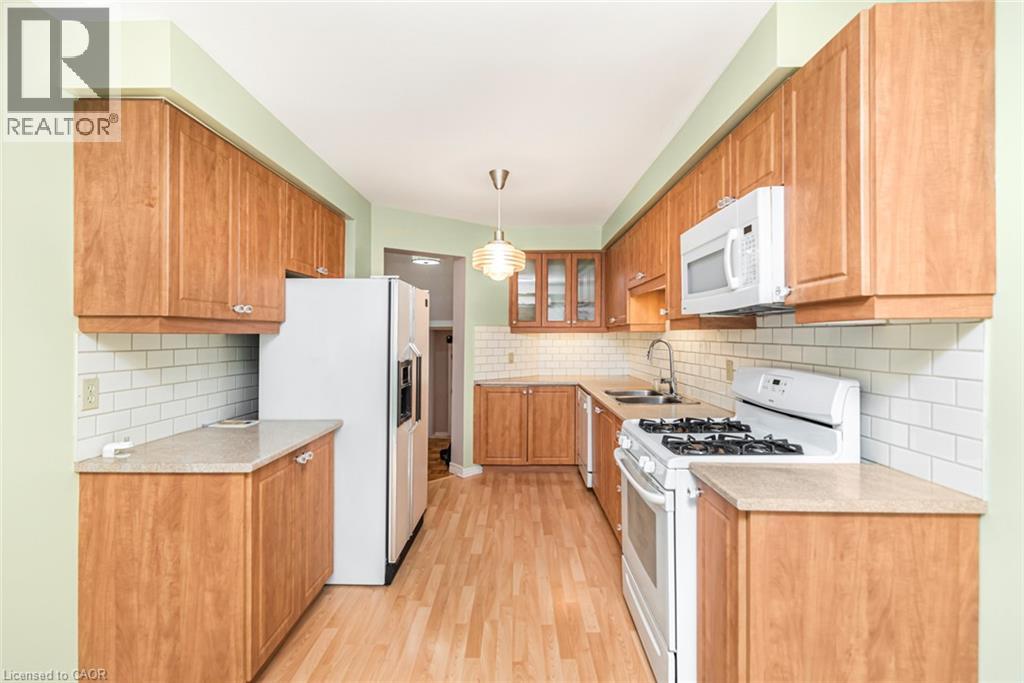1384 Blackburn Drive, Oakville, Ontario L5M 2W5 - Photo 14 - 40874403
