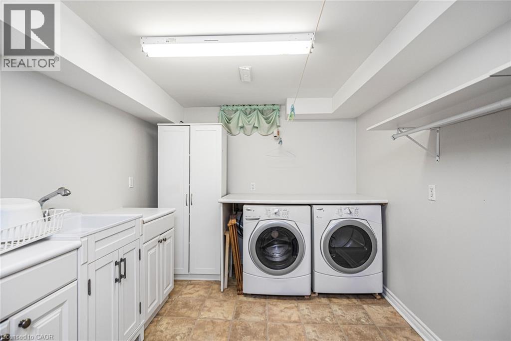 1384 Blackburn Drive, Oakville, Ontario L5M 2W5 - Photo 43 - 40874403