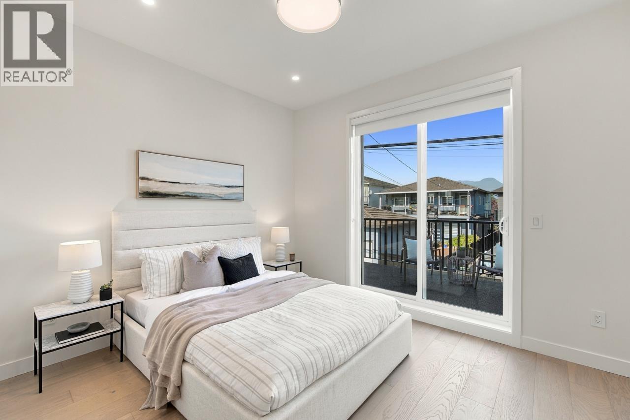 2 3183 Graveley Street, Vancouver, British Columbia  V5K 3K7 - Photo 16 - R3179855