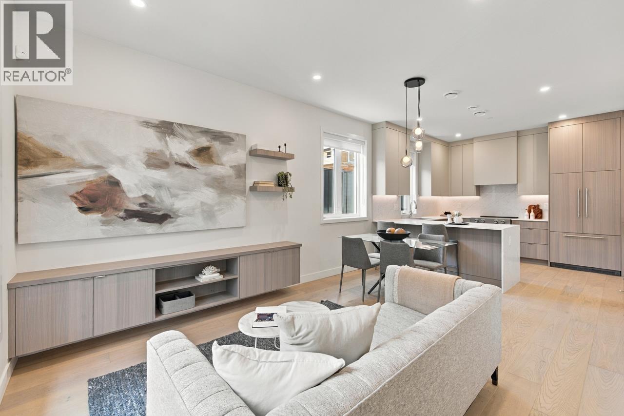 2 3183 Graveley Street, Vancouver, British Columbia  V5K 3K7 - Photo 4 - R3179855