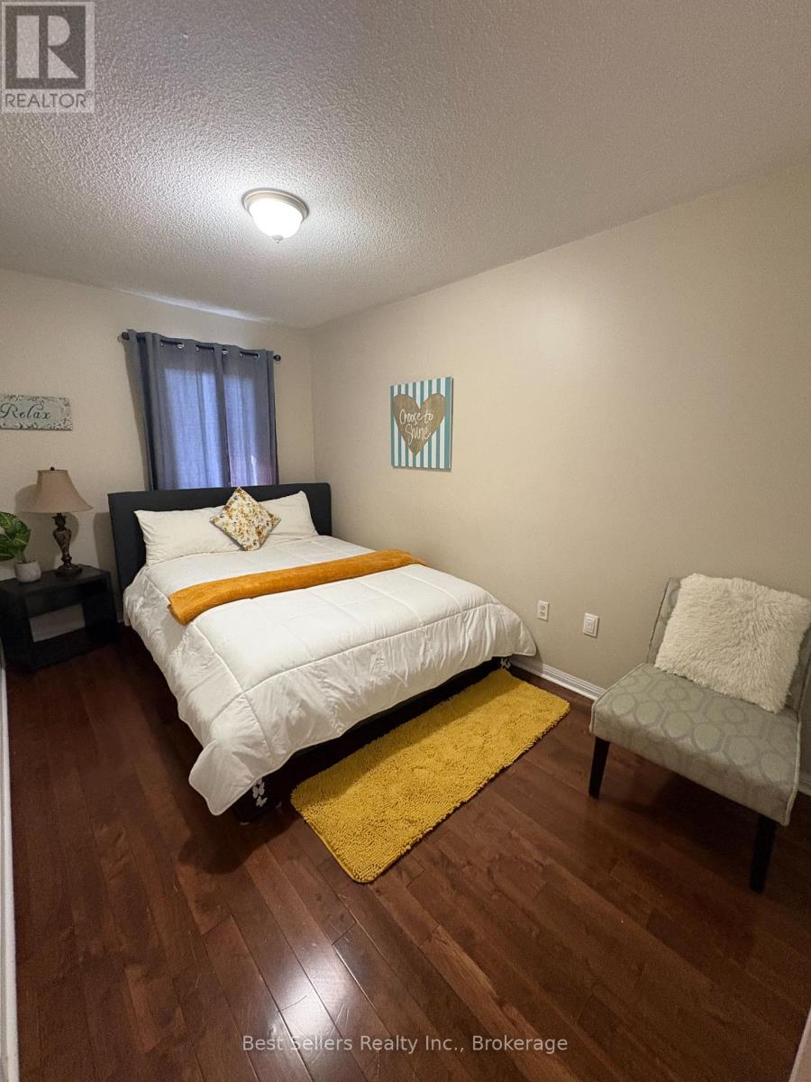 25 Dusty Star Road, Brampton, Ontario  L6R 1Y2 - Photo 7 - W14132332