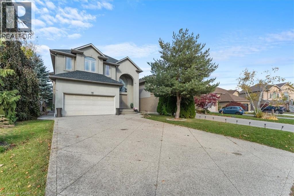 50 CABRIOLET Crescent, Ancaster, Ontario