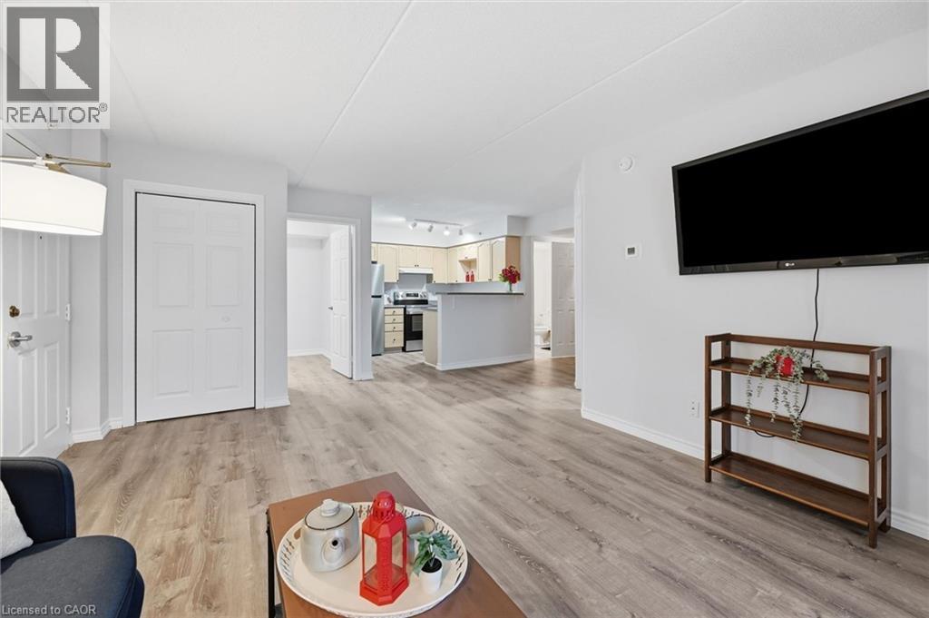 1470 Bishops Gate Unit# 206, Oakville, Ontario  L6M 4N2 - Photo 7 - 40875152